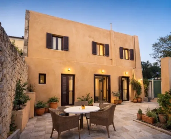 164 m² Three-Bedroom Villa for Sale in Rhodes, Dodecanese Islands