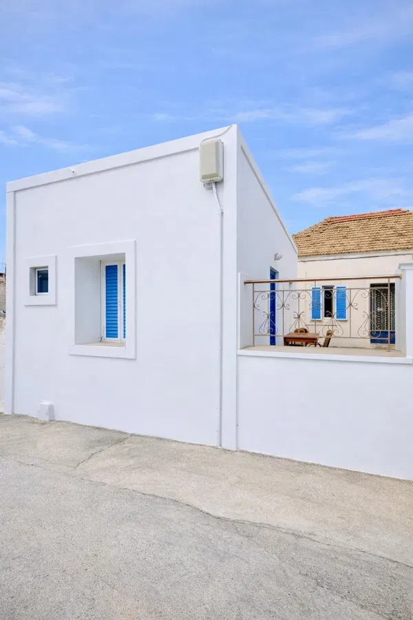 111 m² Villa for Sale in Rhodes, Dodecanese Islands — photo 2