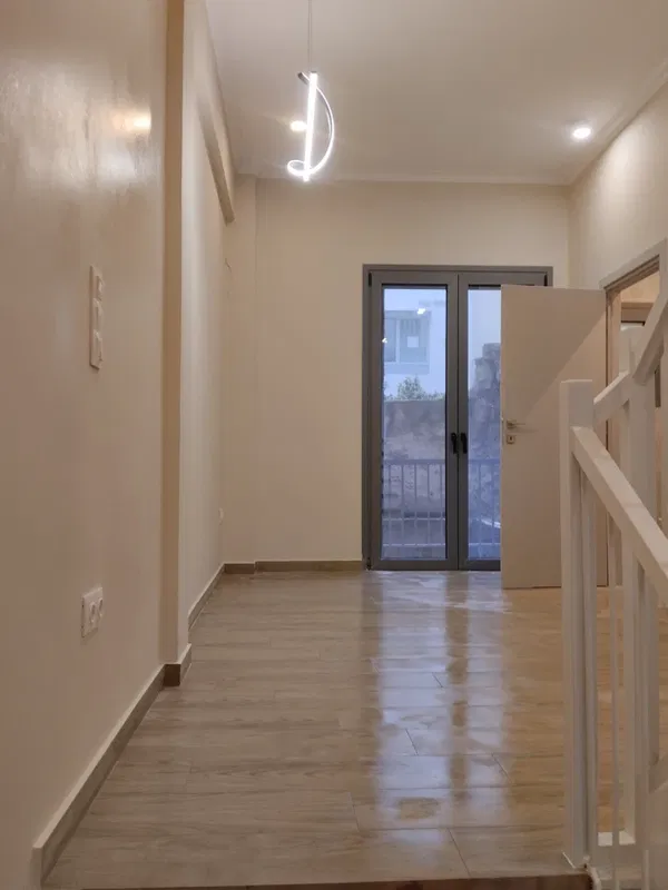 55 m² Apartment with One Bedrooms for Sale in Exarchia - Neapoli, Athens Center — photo 3