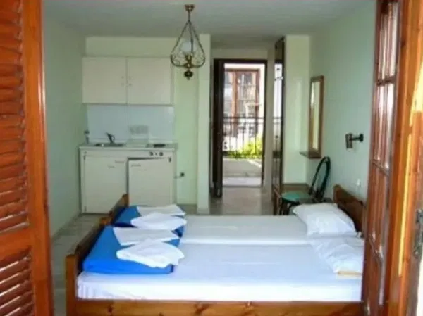 Renovated Hotel for Sale in Sithonia Halkidiki, Chalkida — photo 4