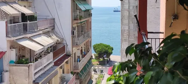 95 m² Three-Bedroom Apartment for Sale in Center Thessaloniki, Thessaloniki