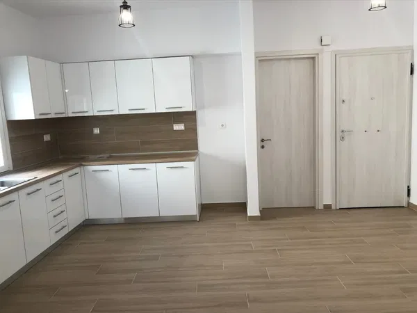 Two-Bedroom Renovated Apartment for Sale in Center Thessaloniki, Thessaloniki — photo 3