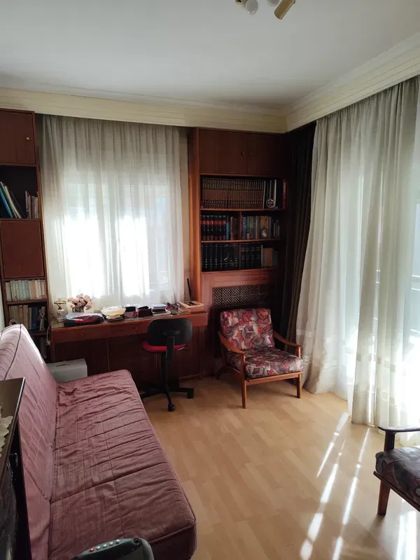 86 m² Two-Bedroom Apartment for Sale in Center Thessaloniki, Thessaloniki — photo 2