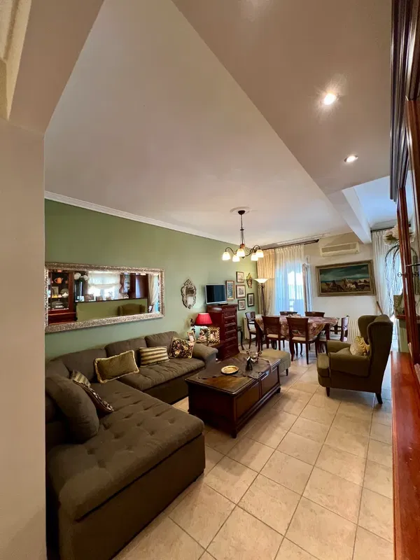 107 m² Apartment with Three Bedrooms for Sale in Toumba Thessaloniki, Thessaloniki — photo 3