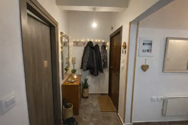 Renovated One-Bedroom Apartment for Sale in Center of Thessaloniki, Thessaloniki Center — photo 4