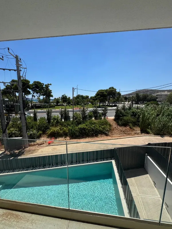 182 m² Villa with Three Bedrooms for Sale in Vari - Varkiza, Athens Southern suburbs — photo 3