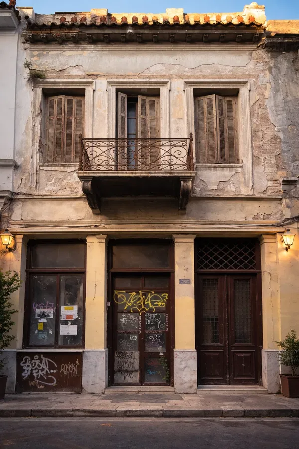 240 m² Building for Sale in Athens Historical Center, Athens Center
