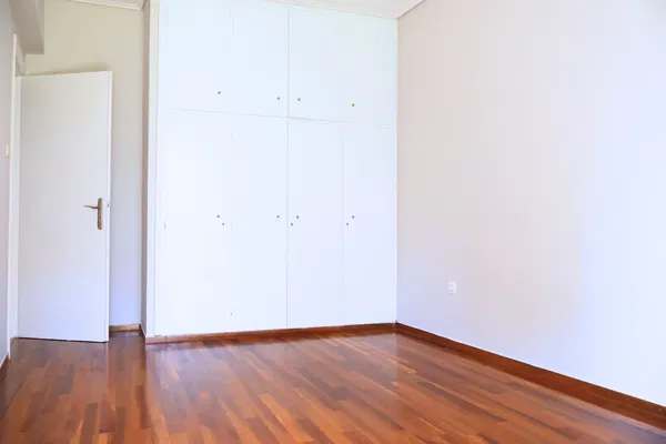 81 m² Renovated Two-Bedroom Apartment for Sale in Kallithea, Athens Southern suburbs — photo 5