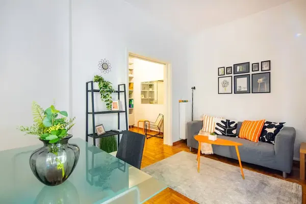 Renovated 52 m² Apartment with One Bedrooms for Sale in Pagrati, Athens Center — photo 2