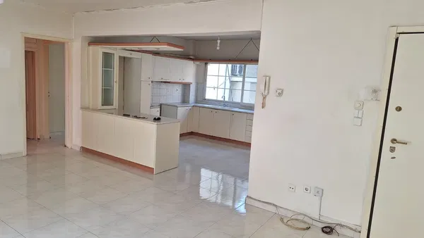 Two-Bedroom Apartment for Sale in Piraeus with Air conditioning — photo 3