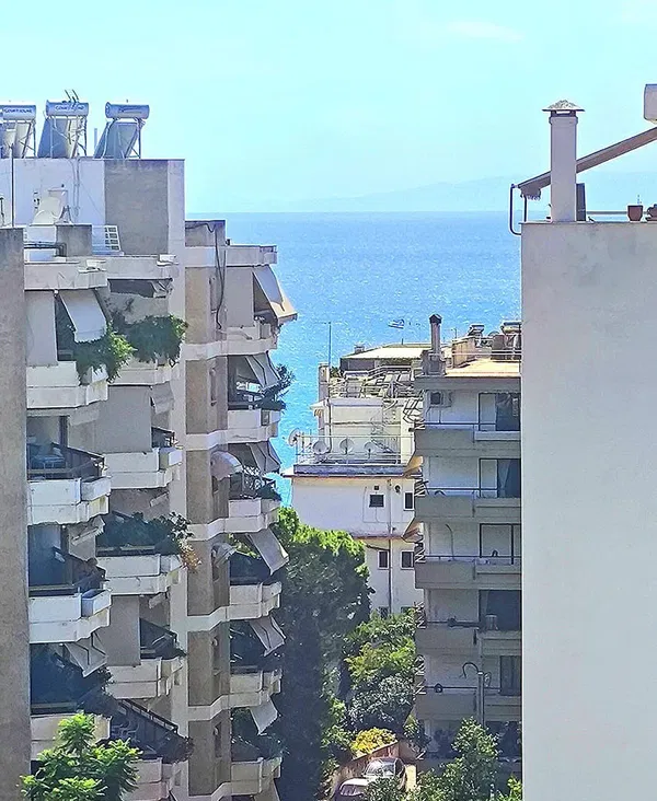 Sea-View 67 m² Apartment with Two Bedrooms for Sale in Palaio Faliro, Athens Southern suburbs — photo 3
