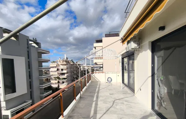Sea-View 67 m² Apartment with Two Bedrooms for Sale in Palaio Faliro, Athens Southern suburbs — photo 4