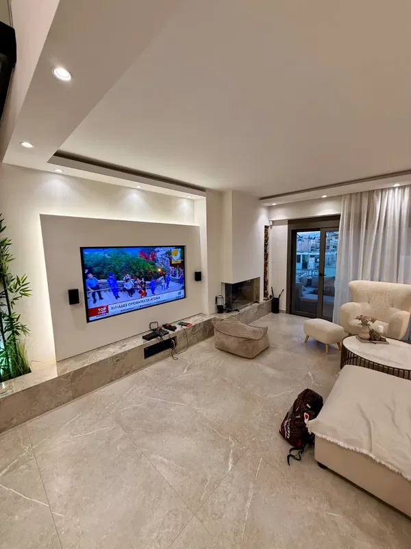 Three-Bedroom Contemporary Apartment for Sale in Moschato, Athens — photo 5