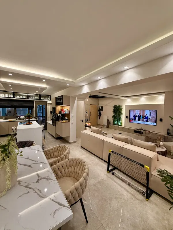 Three-Bedroom Contemporary Apartment for Sale in Moschato, Athens — photo 3