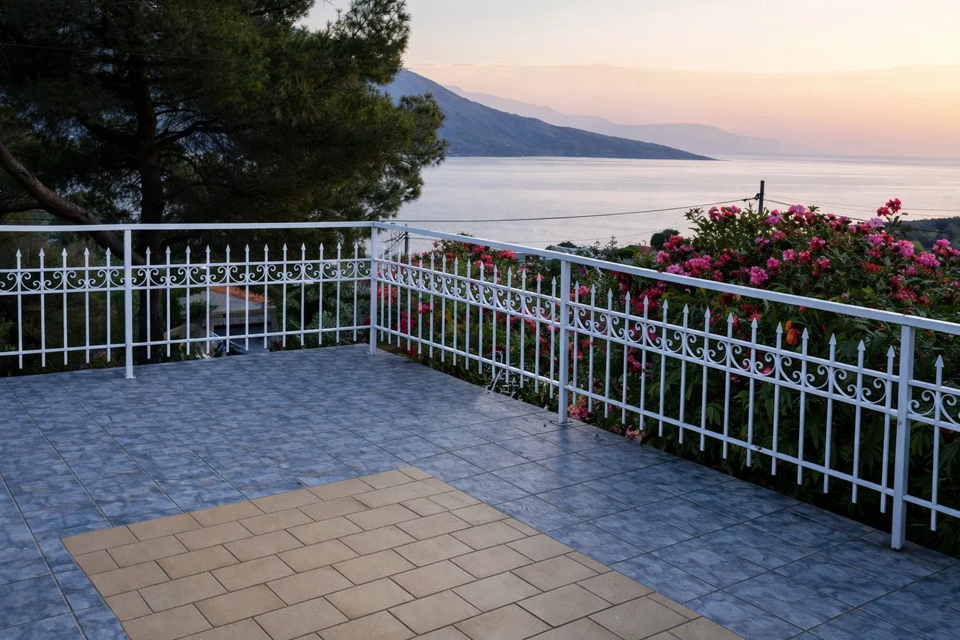Sea-View Two-Bedroom Villa for Sale in Porto Germeno, Vrilia