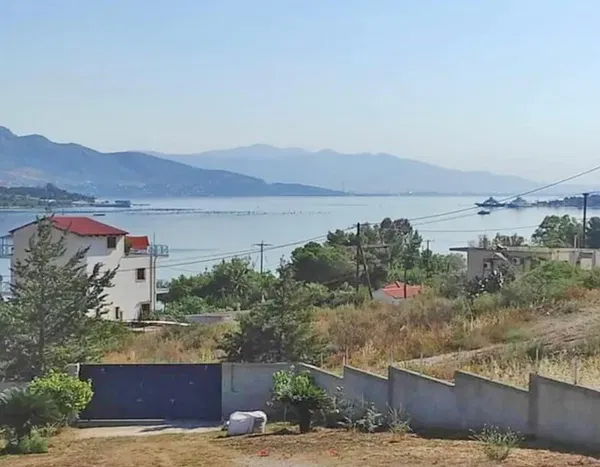 One-Bedroom Renovated Villa for Sale in Megara, Attica — photo 3