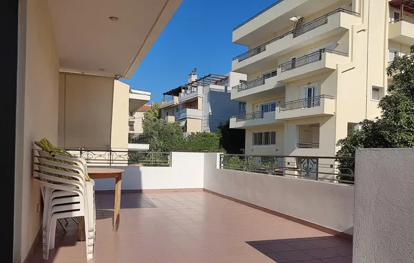 Sea-View 76 m² Apartment with Two Bedrooms for Sale in Voula, Athens Southern suburbs — photo 2
