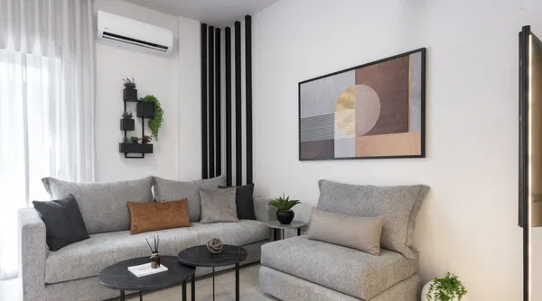 58 m² Renovated Two-Bedroom Apartment for Sale in Vyronas, Athens Eastern Suburbs — photo 3