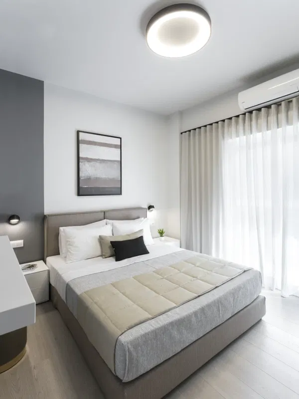 58 m² Renovated Two-Bedroom Apartment for Sale in Vyronas, Athens Eastern Suburbs — photo 4