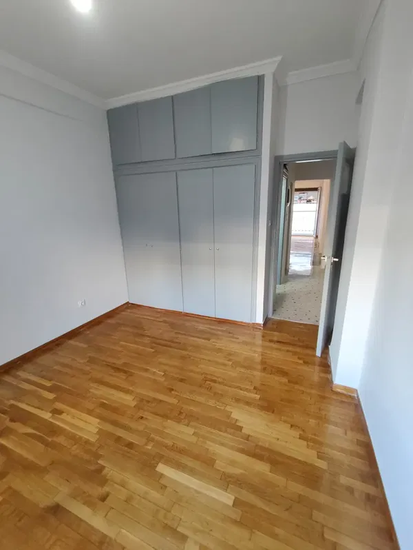 70 m² Two-Bedroom Renovated Apartment for Sale in Kypseli, Athens Center — photo 4