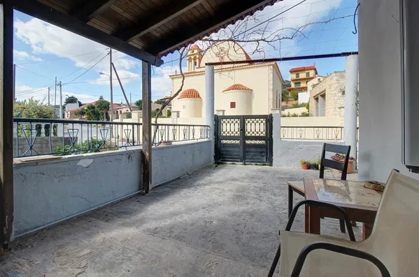 235 m² Villa with One Bedrooms for Sale in Kolymbari, Platanias — photo 4