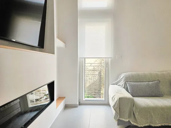 Renovated Two-Bedroom Apartment for Sale in Chania — photo 4