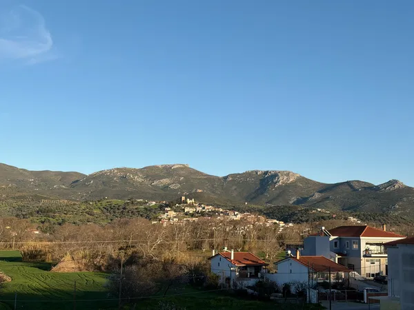 260 m² Apartment with Four Bedrooms for Sale in Evia, Sterea Hellas — photo 5