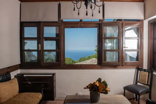 176 m² Villa with Three Bedrooms for Sale in Pelion, Magnesia — photo 2