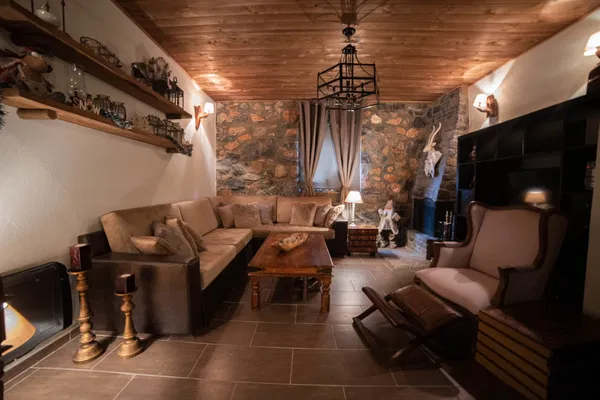 Two-Bedroom Villa for Sale in Kaimaktsalan, North Greece — photo 3