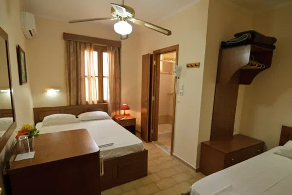 250 m² Building for Sale in Rhodes, Dodecanese Islands — photo 4