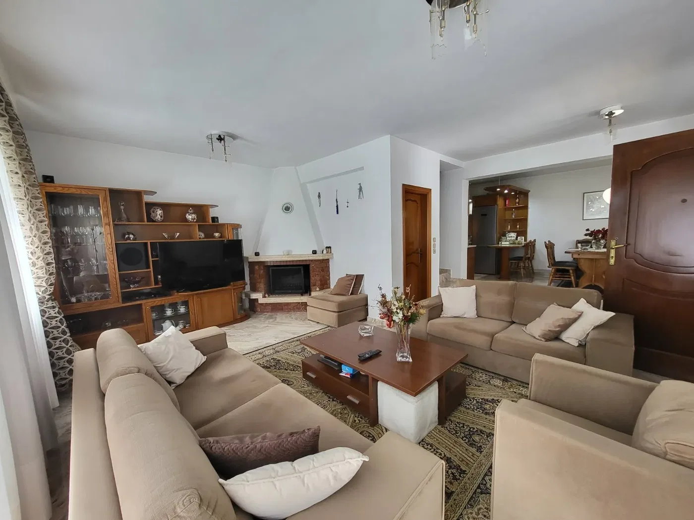 Three-Bedroom Villa for Sale in Rhodes, Dodecanese Islands with Air conditioning