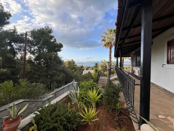 Sea-View Four-Bedroom Villa for Sale in Boeotia, Sterea Hellas — photo 5