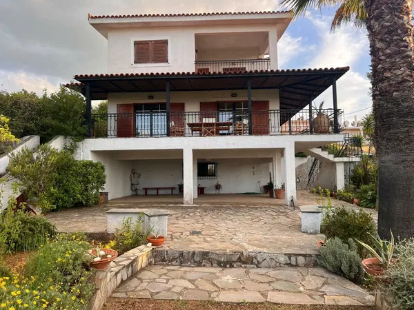 Sea-View Four-Bedroom Villa for Sale in Boeotia, Sterea Hellas