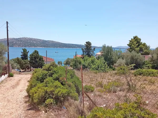 Sea-View 550 m² Plot of Land for Sale in Astakos, Aitoloakarnania — photo 3