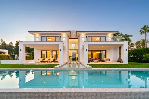 581 m² Villa with Six Bedrooms for Sale in Marbella, Spain