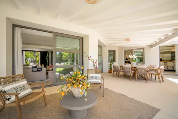 722 m² Five-Bedroom Villa for Sale in Marbella, Spain — photo 5