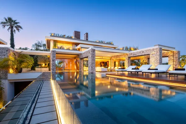 742 m² Five-Bedroom Villa for Sale in Marbella, Spain