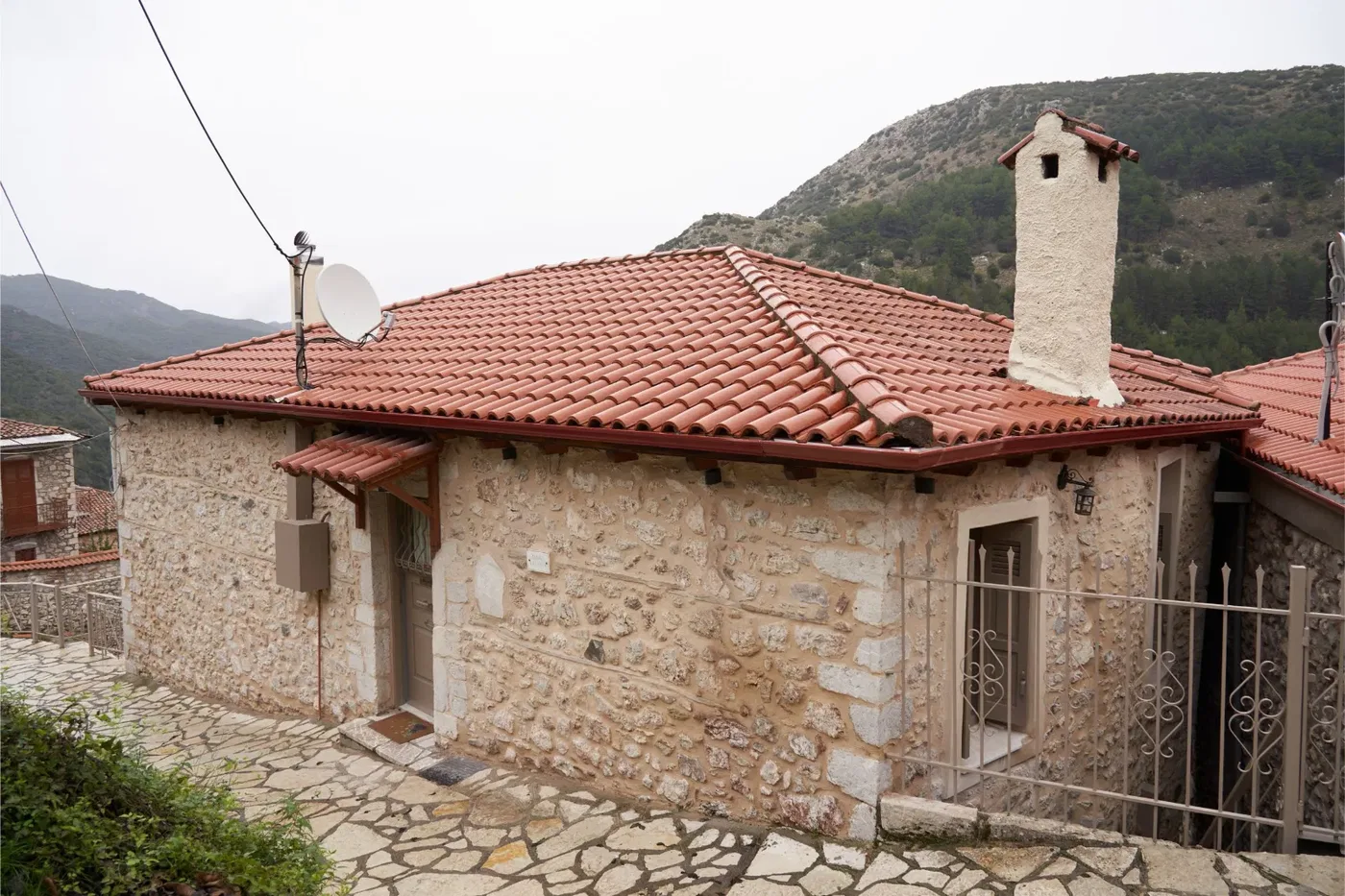 Three-Bedroom Villa for Sale in Dimitsana, Arkadia