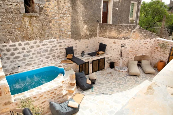 Two-Bedroom Villa for Sale in Mani, Lakonia