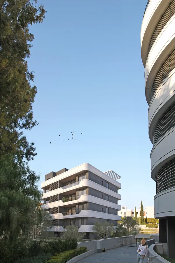 109 m² Contemporary Two-Bedroom Apartment for Sale in Limassol, Cyprus — photo 5