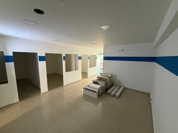 87 m² Commercial Space for Sale in Piraeus — photo 3