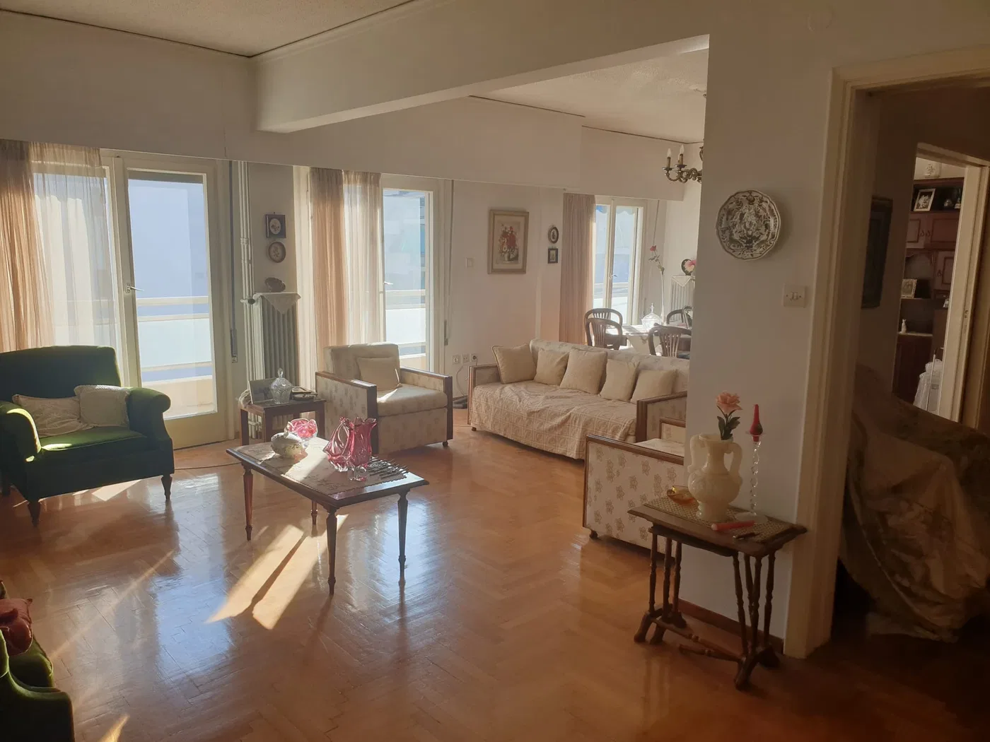 115 m² Commercial Space for Sale in Center Athens, Athens Center