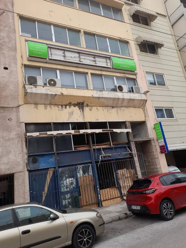 600 m² Building for Sale in Kastella, Piraeus