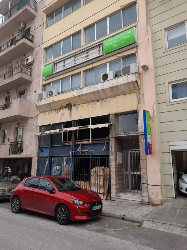 600 m² Building for Sale in Kastella, Piraeus — photo 2