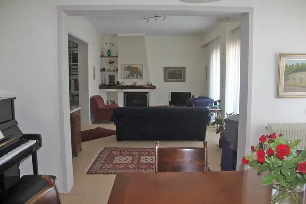 Building for Sale in Agia Paraskevi Athens, Athens Northern suburbs