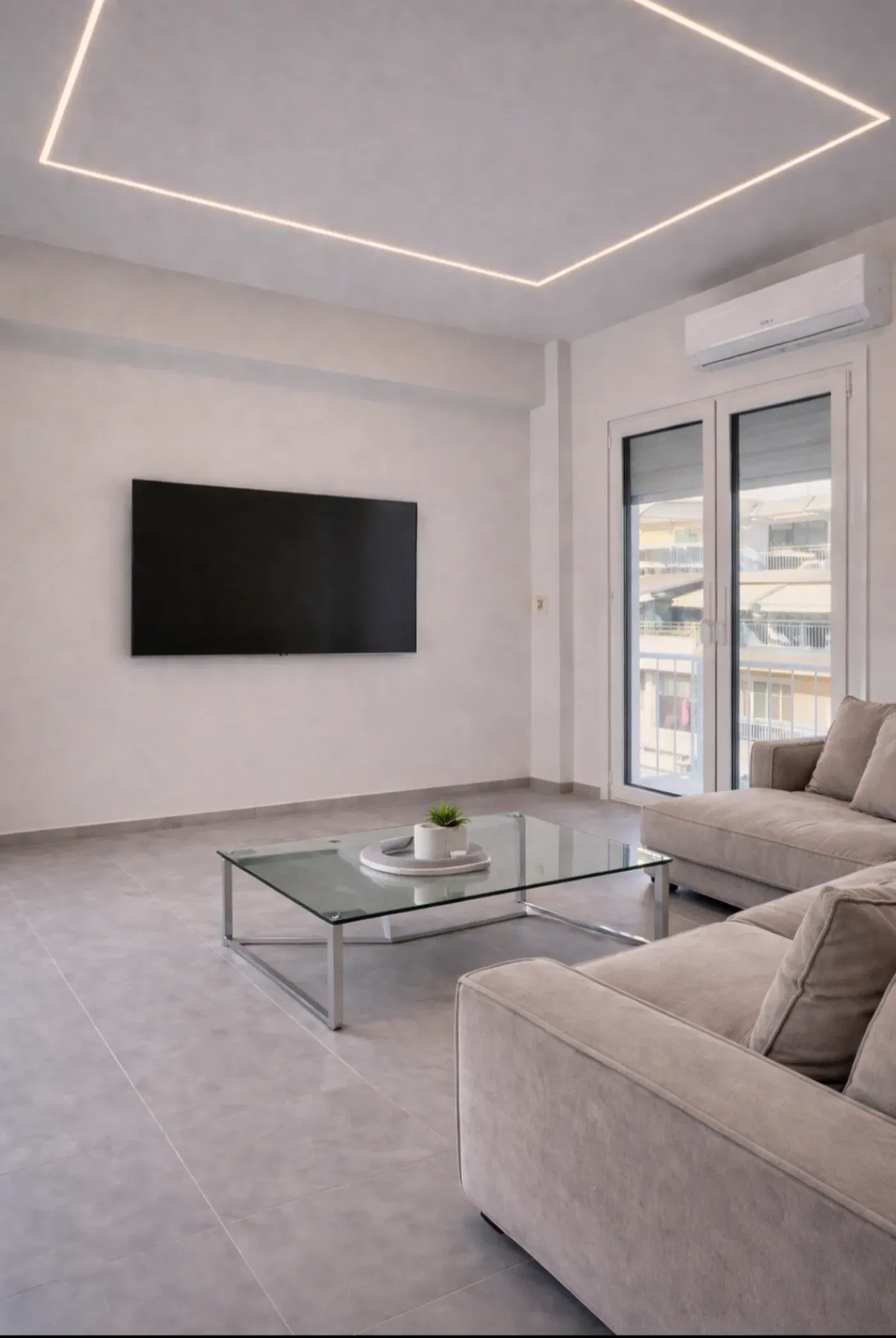 64 m² Apartment for Sale in Piraeus, Athens