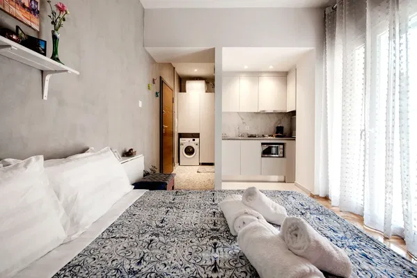 26 m² Renovated One-Bedroom Apartment for Sale in Koukaki - Makrigianni, Athens Center — photo 5