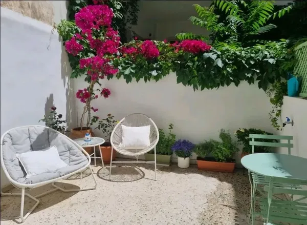 33 m² Renovated One-Bedroom Apartment for Sale in Mets - Kallimarmaro, Athens Center