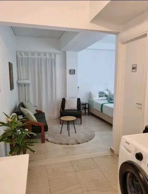 33 m² Renovated One-Bedroom Apartment for Sale in Mets - Kallimarmaro, Athens Center — photo 2
