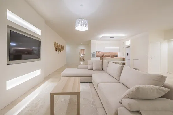 205 m² Three-Bedroom Apartment for Sale in Kypseli, Athens Center — photo 3
